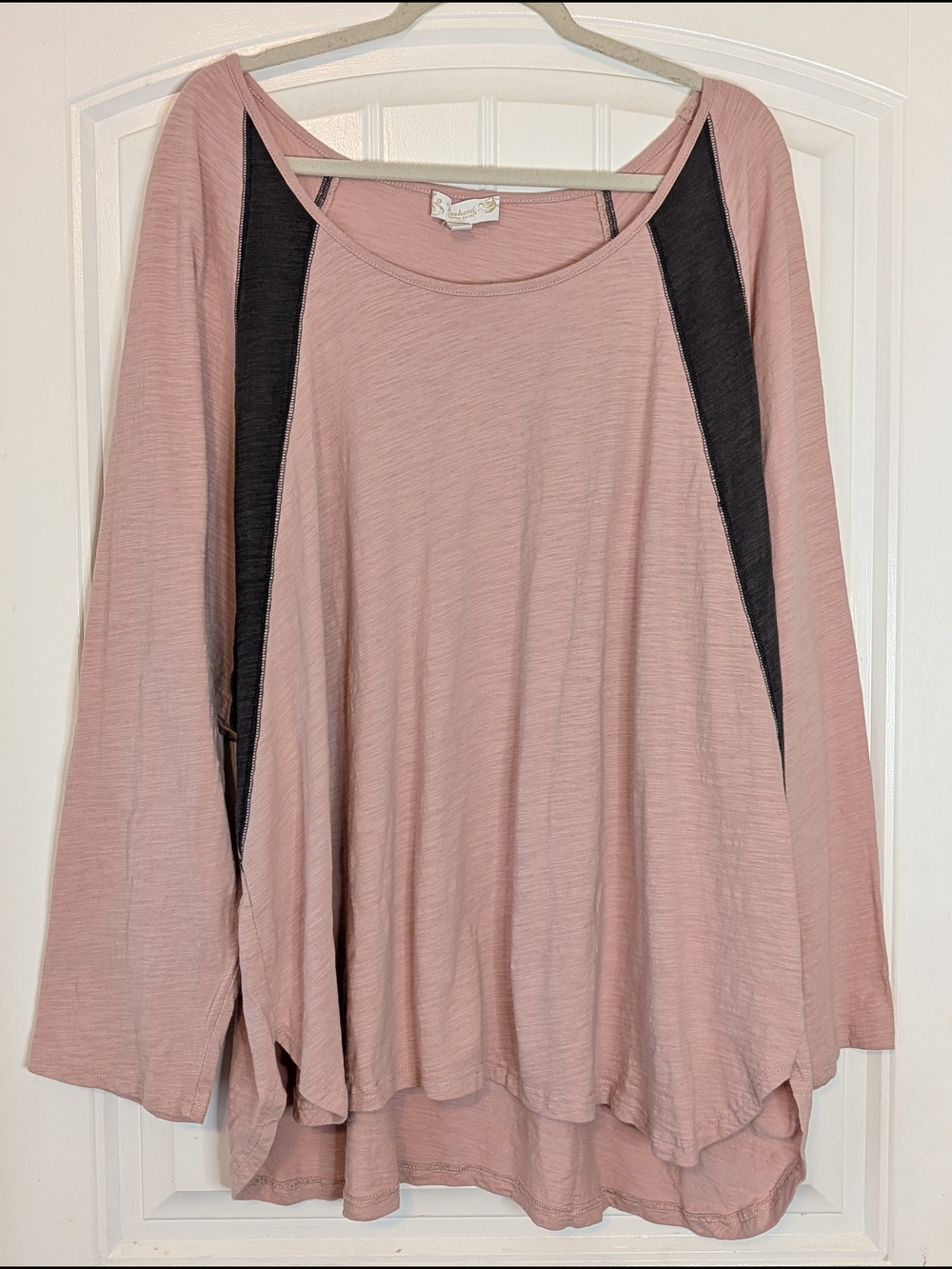 Weekend Suzanne Betro Plus Size Dusty Pink and Gray Long Sleeve Relaxed T-Shirt